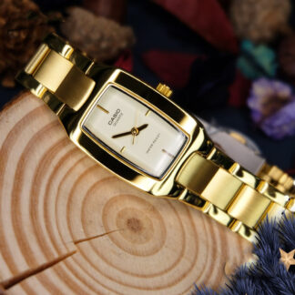 Ladies Casio Watch 1165N Gold